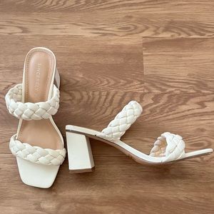 Sincerely Jules Size 7.5 Block Heel